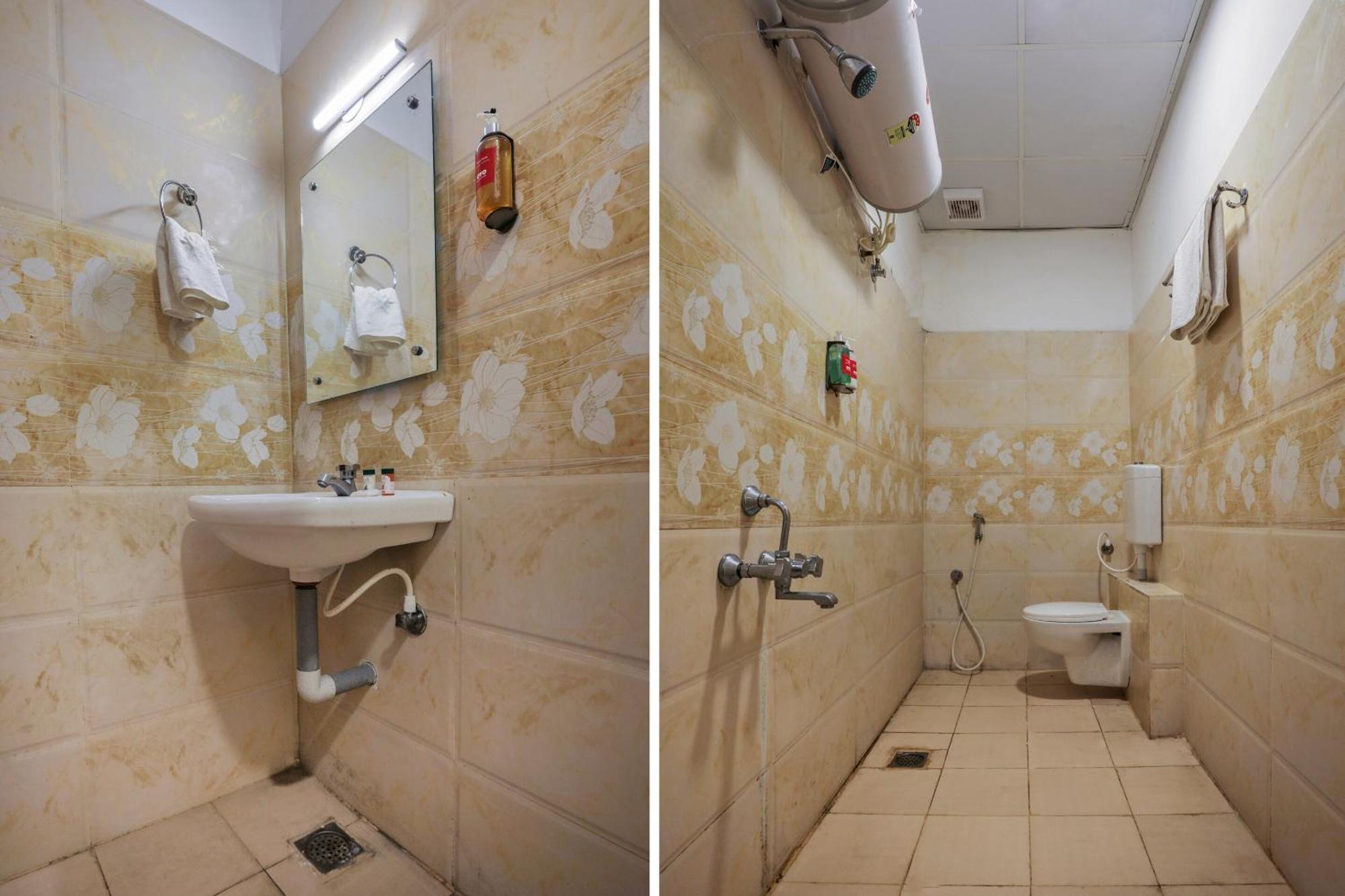 Hotel O Om Sakthi Hotel Пондичери Екстериор снимка